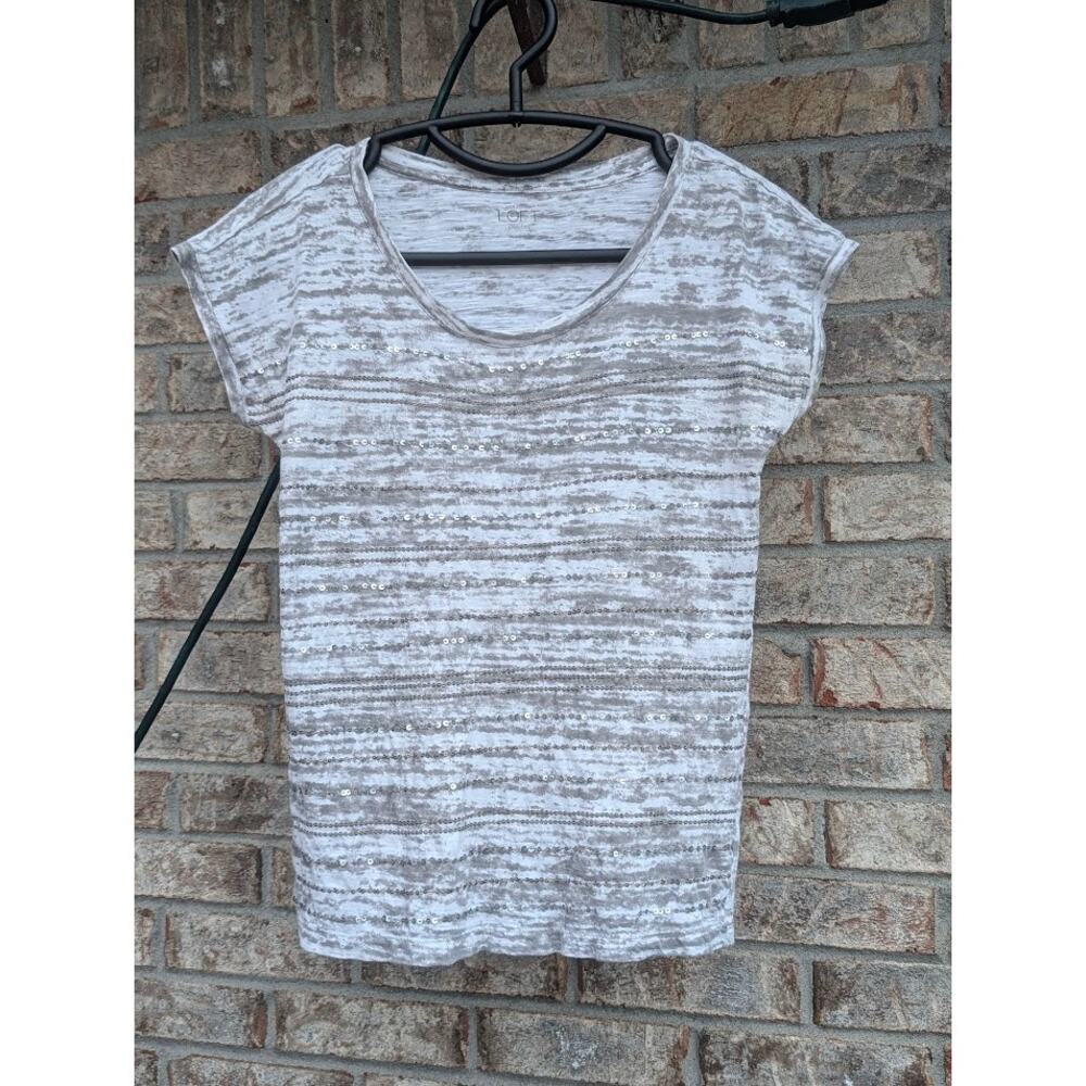 Ann Taylor Loft Women's Top XS Petite White/Grey Silver Sequins Short Sleeve